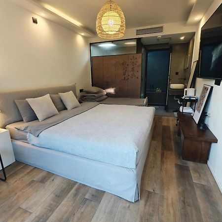 Beijing Hills & Hutong City Retreat Near Forbidden City & Line 4 Multi-Room Options Екстериор снимка